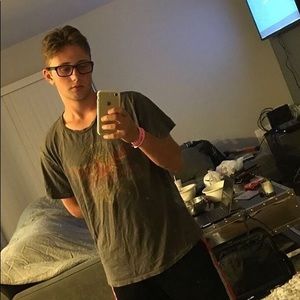 Meet your Posher, Thomas